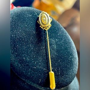 Avon 1970s stick pin “Kensington” Vintage ornate gold tone pin